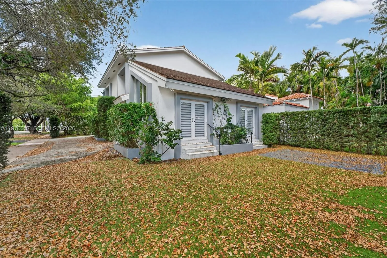 Coral Gables, Florida 33134, 3 Bedrooms Bedrooms, ,3 BathroomsBathrooms,Residential Lease,For Rent,A11976057
