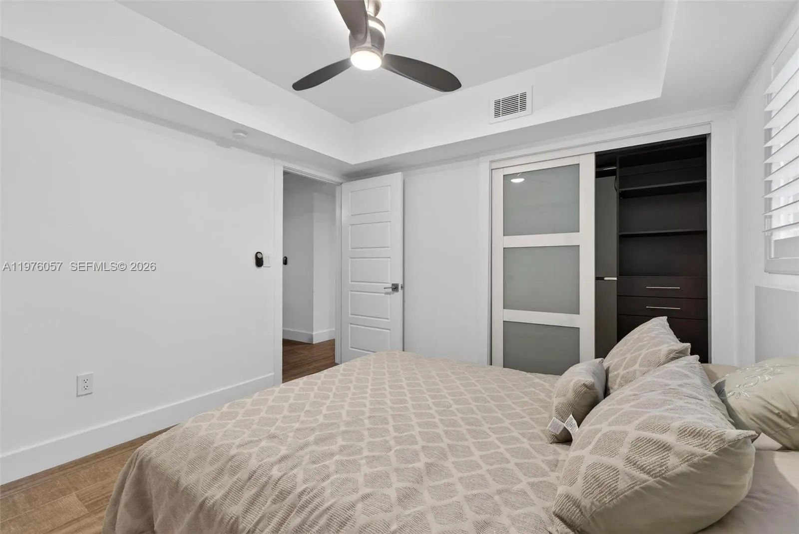Coral Gables, Florida 33134, 3 Bedrooms Bedrooms, ,3 BathroomsBathrooms,Residential Lease,For Rent,A11976057