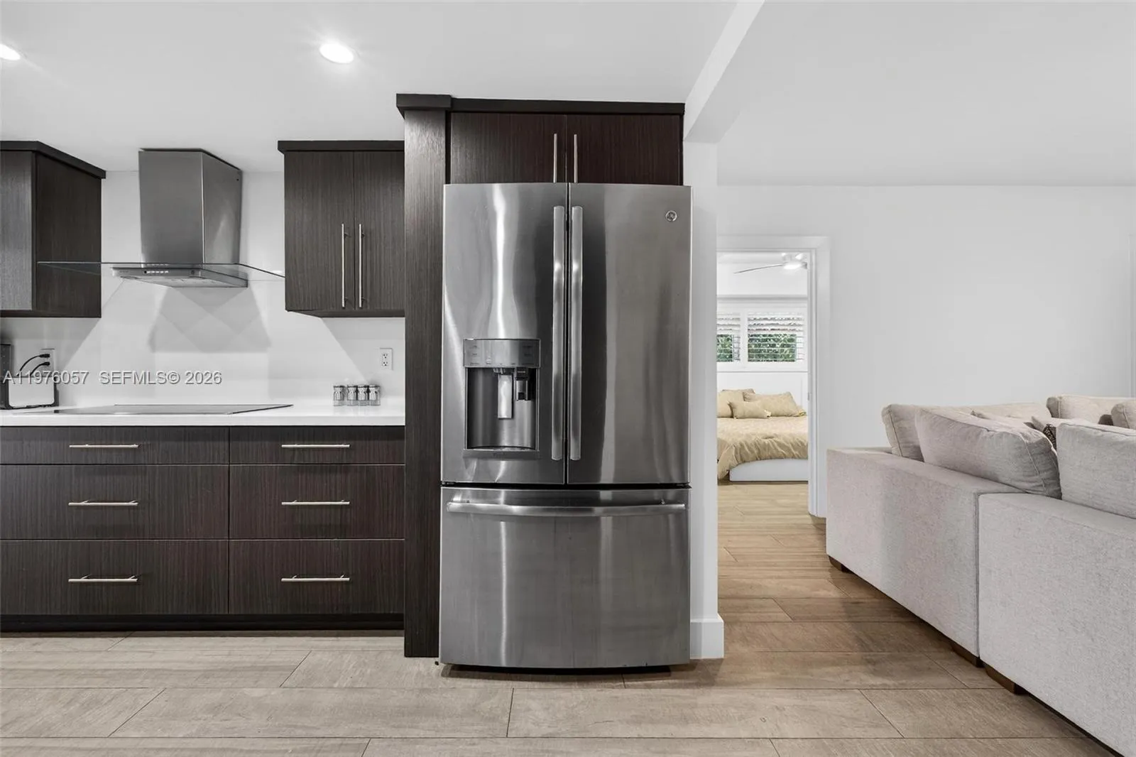 Coral Gables, Florida 33134, 3 Bedrooms Bedrooms, ,3 BathroomsBathrooms,Residential Lease,For Rent,A11976057