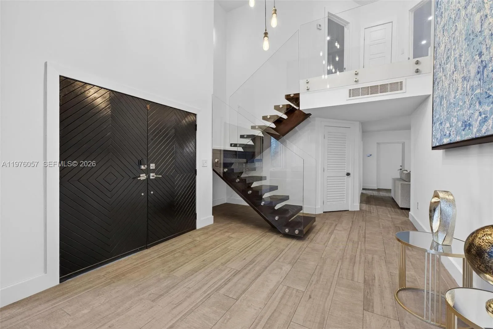 Coral Gables, Florida 33134, 3 Bedrooms Bedrooms, ,3 BathroomsBathrooms,Residential Lease,For Rent,A11976057