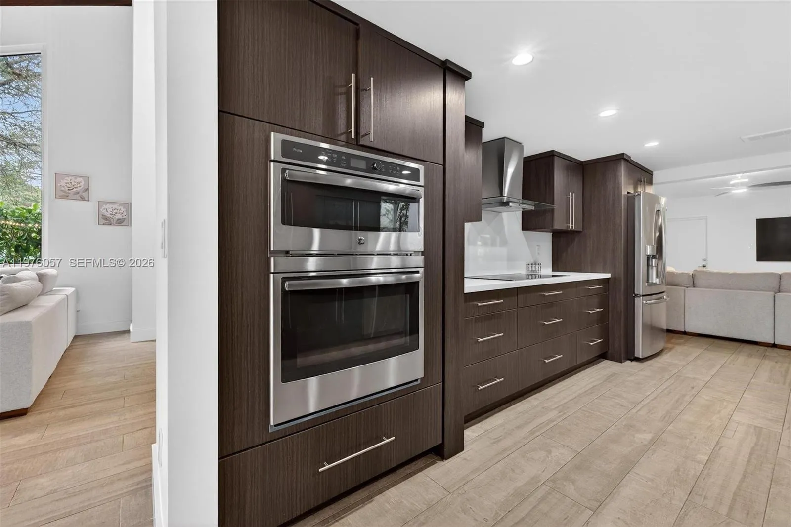 Coral Gables, Florida 33134, 3 Bedrooms Bedrooms, ,3 BathroomsBathrooms,Residential Lease,For Rent,A11976057