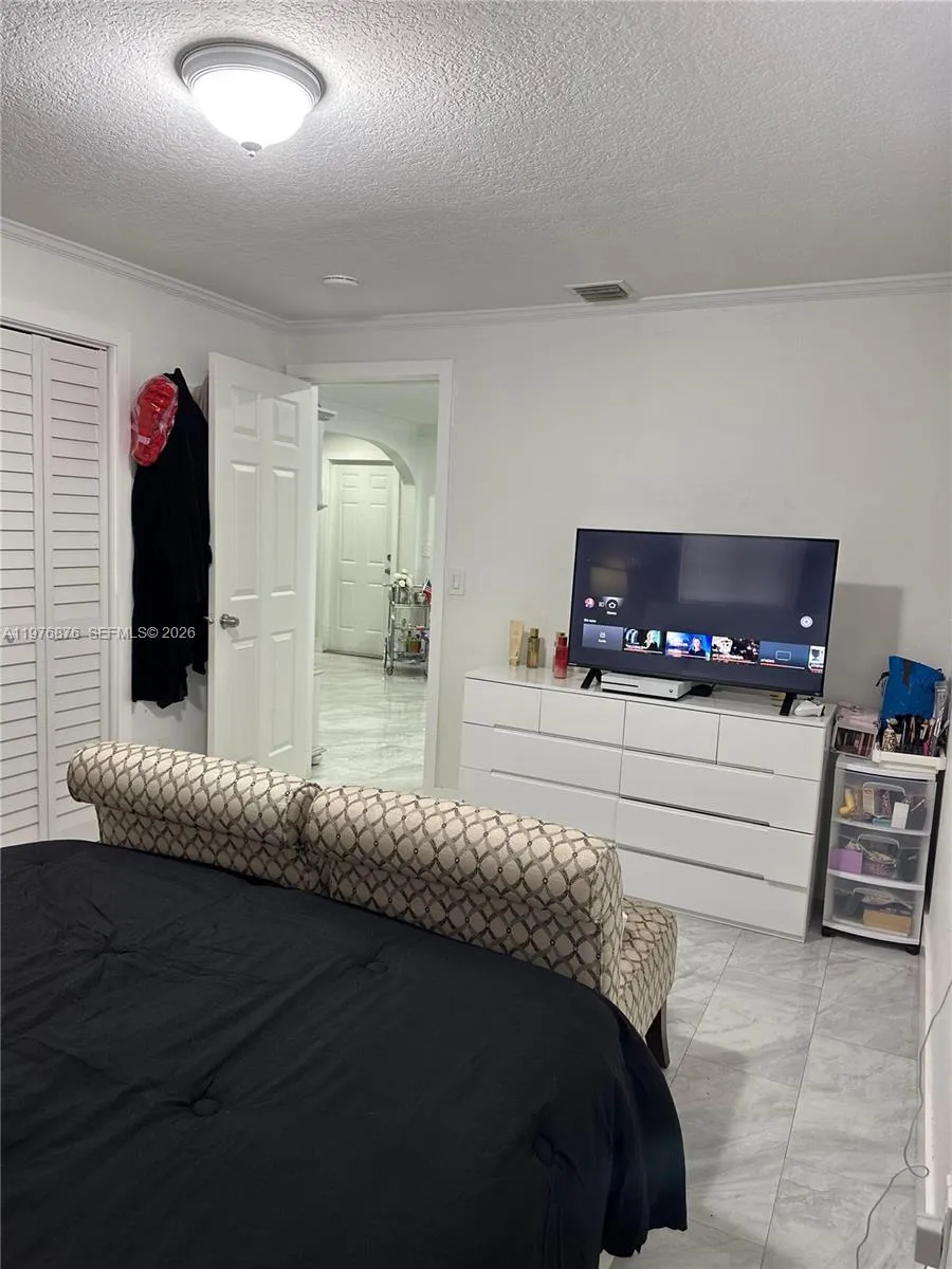 5710 Douglas St, Hollywood, Florida 33021, Hollywood, Florida 33021, 3 Bedrooms Bedrooms, ,2 BathroomsBathrooms,Residential,For Sale,5710 Douglas St, Hollywood, Florida 33021,A11976876