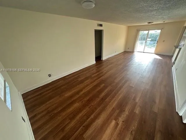 3033 Nw 68th St 12e, Fort Lauderdale, Florida 3330, Fort Lauderdale, Florida 33309, 3 Bedrooms Bedrooms, ,1 BathroomBathrooms,Residential Lease,For Rent,3033 Nw 68th St 12e, Fort Lauderdale, Florida 3330,A11976106