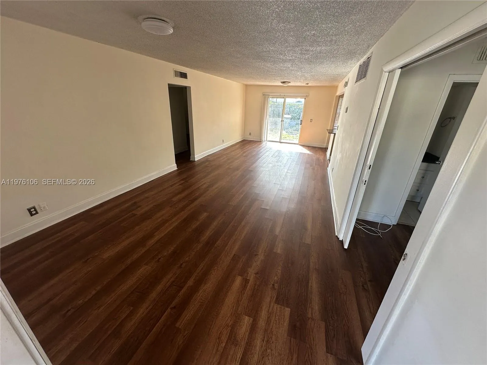 3033 Nw 68th St 12e, Fort Lauderdale, Florida 3330, Fort Lauderdale, Florida 33309, 3 Bedrooms Bedrooms, ,1 BathroomBathrooms,Residential Lease,For Rent,3033 Nw 68th St 12e, Fort Lauderdale, Florida 3330,A11976106