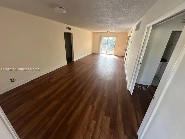 3033 Nw 68th St 12e, Fort Lauderdale, Florida 3330, Fort Lauderdale, Florida 33309, 3 Bedrooms Bedrooms, ,1 BathroomBathrooms,Residential Lease,For Rent,3033 Nw 68th St 12e, Fort Lauderdale, Florida 3330,A11976106