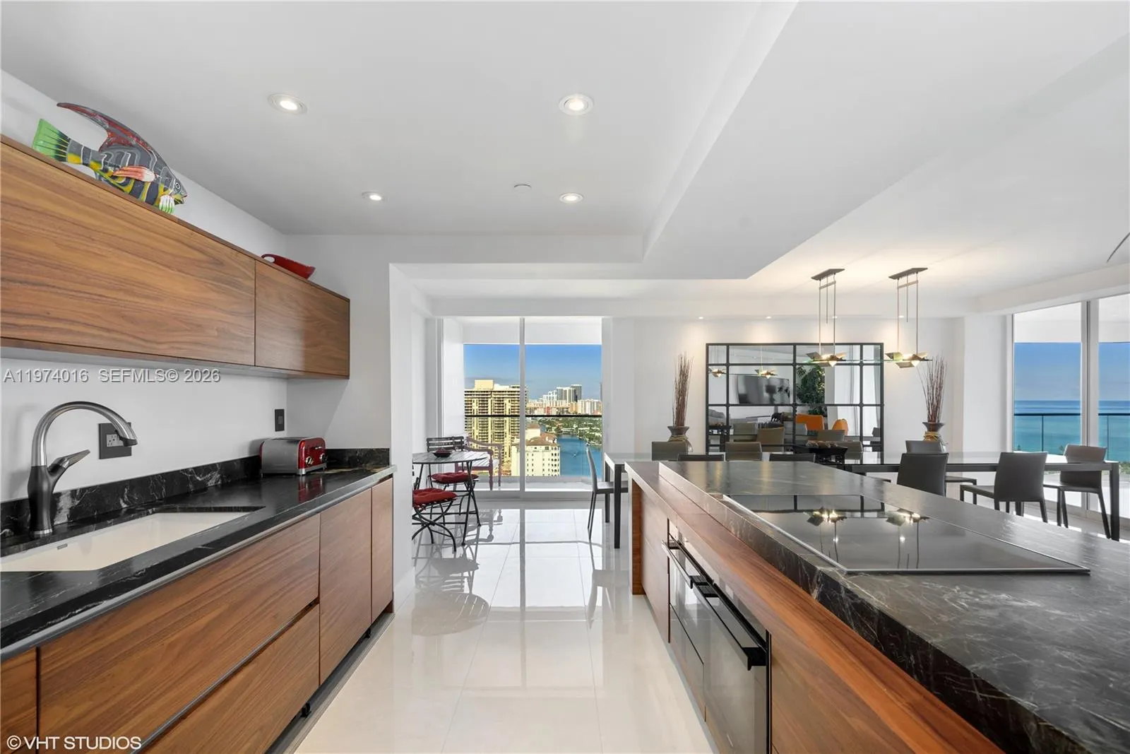 19707 Turnberry Way 28j, Aventura, Florida 33180, Aventura, Florida 33180, 3 Bedrooms Bedrooms, ,2 BathroomsBathrooms,Residential,For Sale,19707 Turnberry Way 28j, Aventura, Florida 33180,A11974016