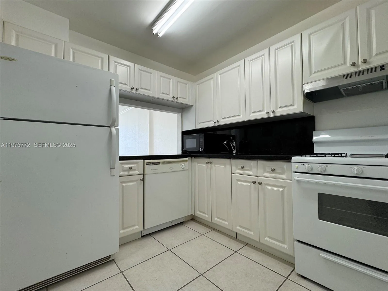 13120 Sw 92nd Ave B-302, Miami, Florida 33176, Miami, Florida 33176, 1 Bedroom Bedrooms, ,1 BathroomBathrooms,Residential Lease,For Rent,13120 Sw 92nd Ave B-302, Miami, Florida 33176,A11976772