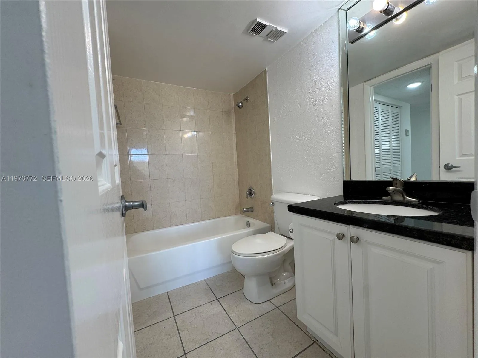 13120 Sw 92nd Ave B-302, Miami, Florida 33176, Miami, Florida 33176, 1 Bedroom Bedrooms, ,1 BathroomBathrooms,Residential Lease,For Rent,13120 Sw 92nd Ave B-302, Miami, Florida 33176,A11976772