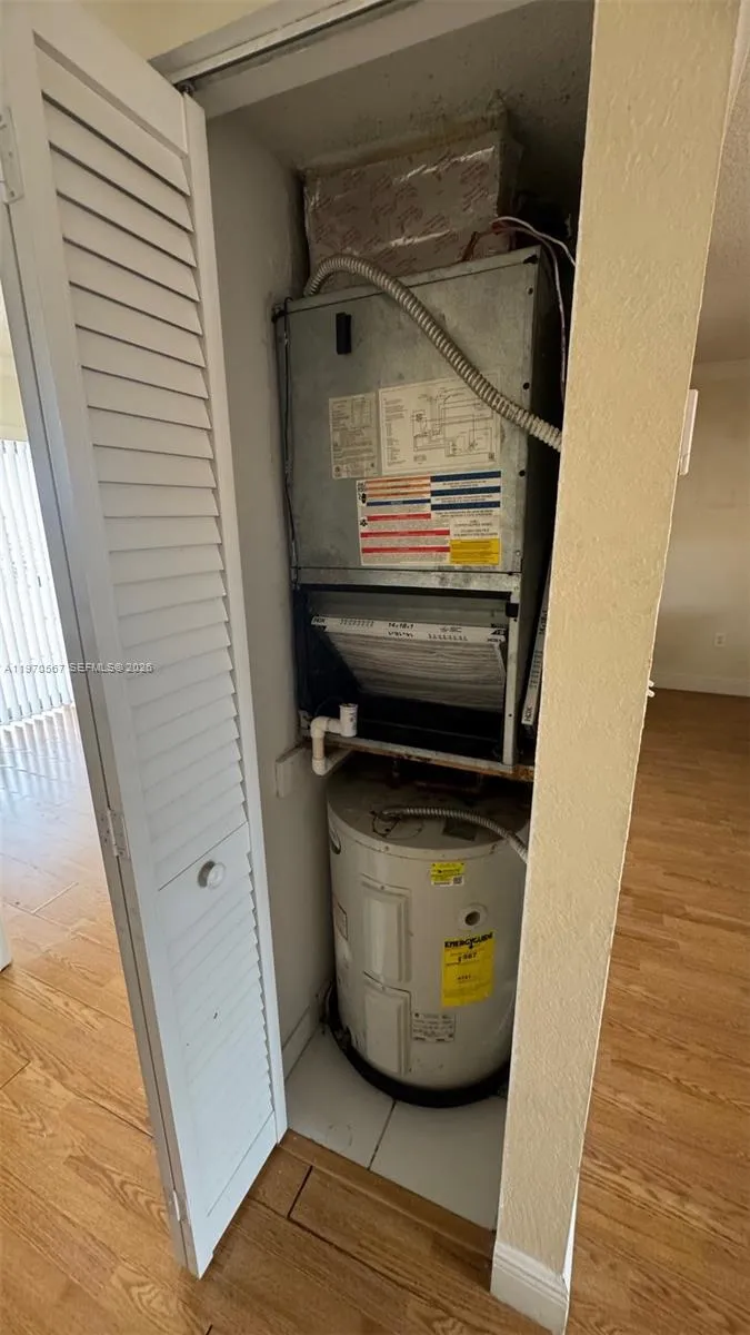 2441 Sw 31st Ave 303, Miami, Florida 33145, Miami, Florida 33145, 1 Bedroom Bedrooms, ,1 BathroomBathrooms,Residential,For Sale,2441 Sw 31st Ave 303, Miami, Florida 33145,A11970567