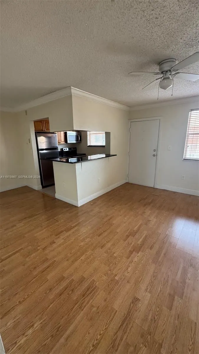 2441 Sw 31st Ave 303, Miami, Florida 33145, Miami, Florida 33145, 1 Bedroom Bedrooms, ,1 BathroomBathrooms,Residential,For Sale,2441 Sw 31st Ave 303, Miami, Florida 33145,A11970567
