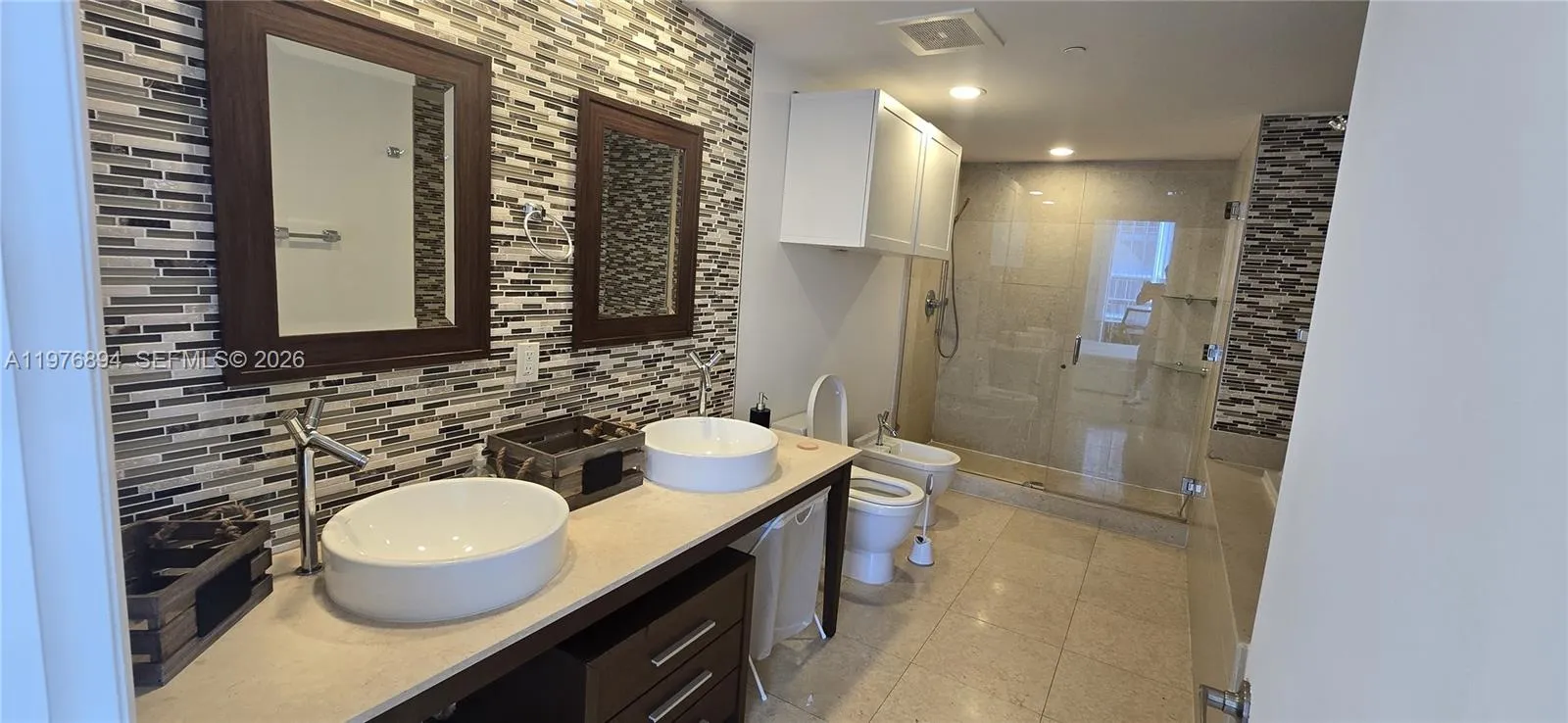 495 Brickell Ave 5310, Miami, Florida 33131, Miami, Florida 33131, 2 Bedrooms Bedrooms, ,2 BathroomsBathrooms,Residential Lease,For Rent,495 Brickell Ave 5310, Miami, Florida 33131,A11976894