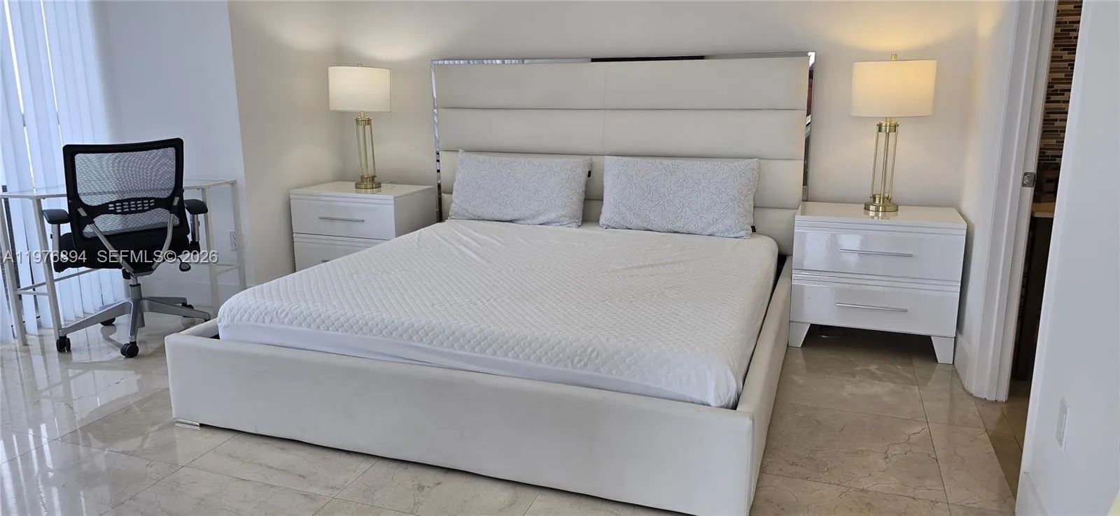 495 Brickell Ave 5310, Miami, Florida 33131, Miami, Florida 33131, 2 Bedrooms Bedrooms, ,2 BathroomsBathrooms,Residential Lease,For Rent,495 Brickell Ave 5310, Miami, Florida 33131,A11976894