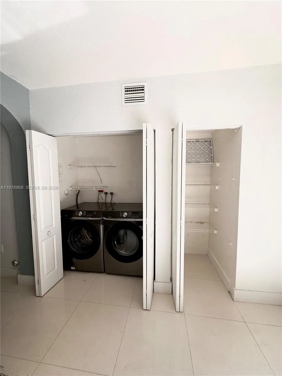17046 Sw 137th Pl 17046, Miami, Florida 33177, Miami, Florida 33177, 2 Bedrooms Bedrooms, ,2 BathroomsBathrooms,Residential Lease,For Rent,17046 Sw 137th Pl 17046, Miami, Florida 33177,A11976908