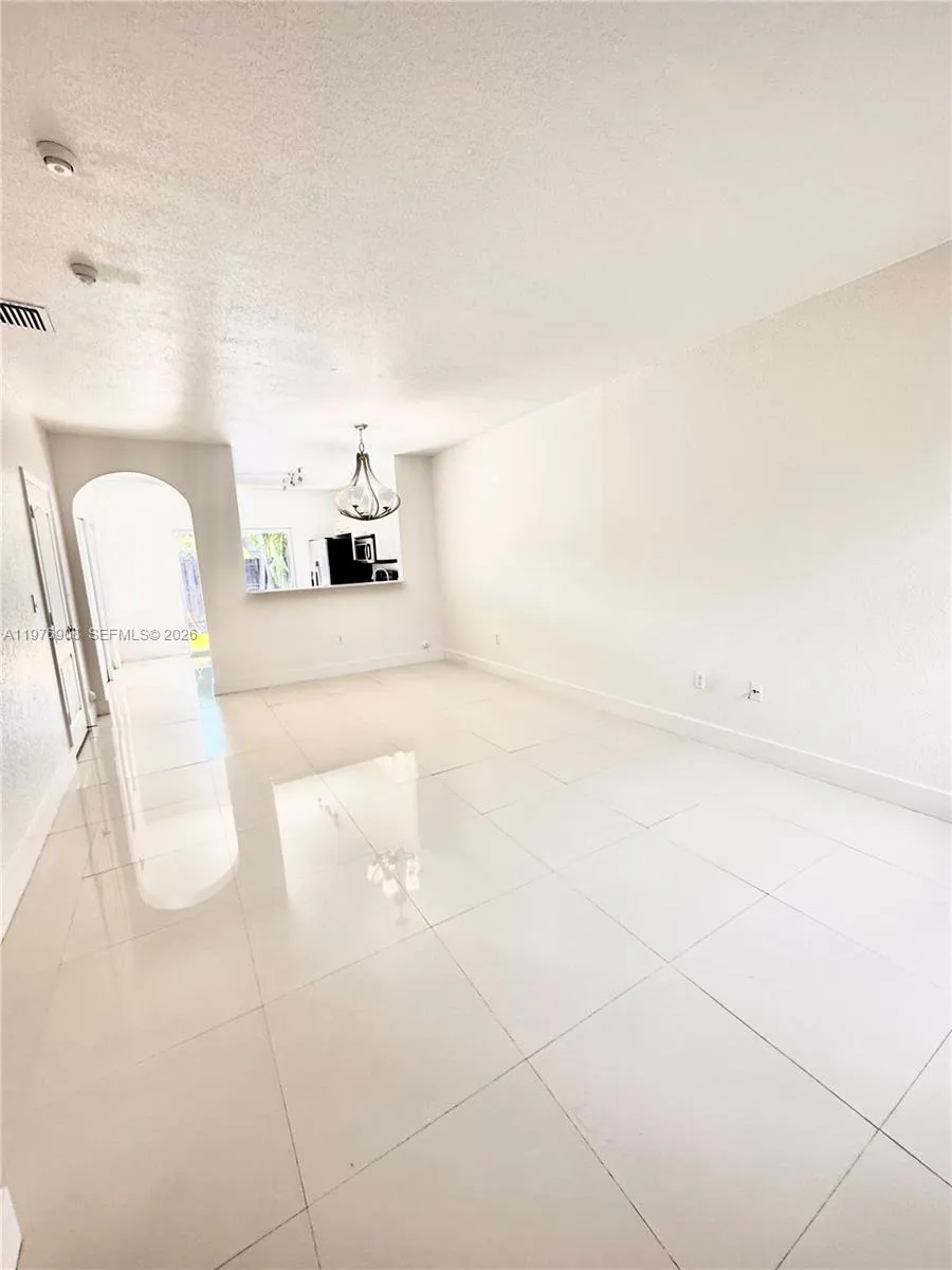17046 Sw 137th Pl 17046, Miami, Florida 33177, Miami, Florida 33177, 2 Bedrooms Bedrooms, ,2 BathroomsBathrooms,Residential Lease,For Rent,17046 Sw 137th Pl 17046, Miami, Florida 33177,A11976908