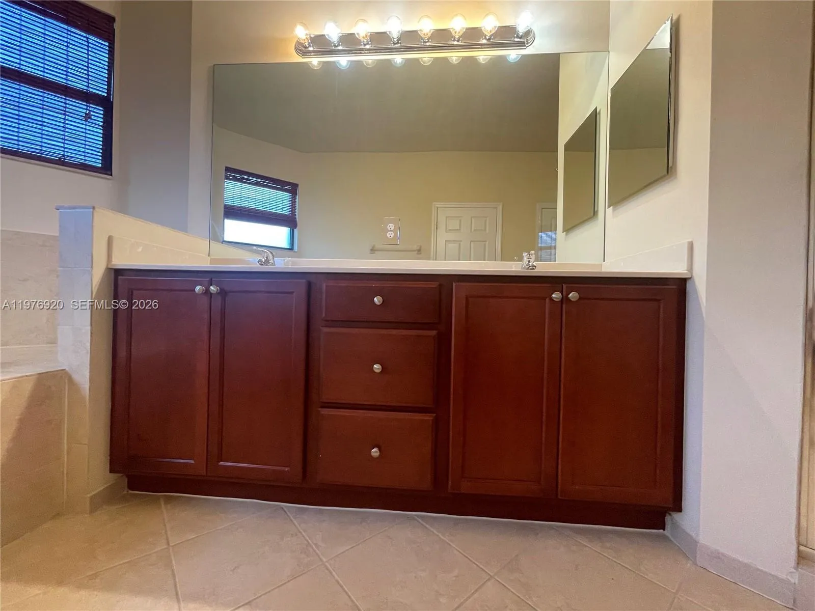 10417 Sw 231st Ter 10417, Miami, Florida 33190, Miami, Florida 33190, 4 Bedrooms Bedrooms, ,3 BathroomsBathrooms,Residential Lease,For Rent,10417 Sw 231st Ter 10417, Miami, Florida 33190,A11976920