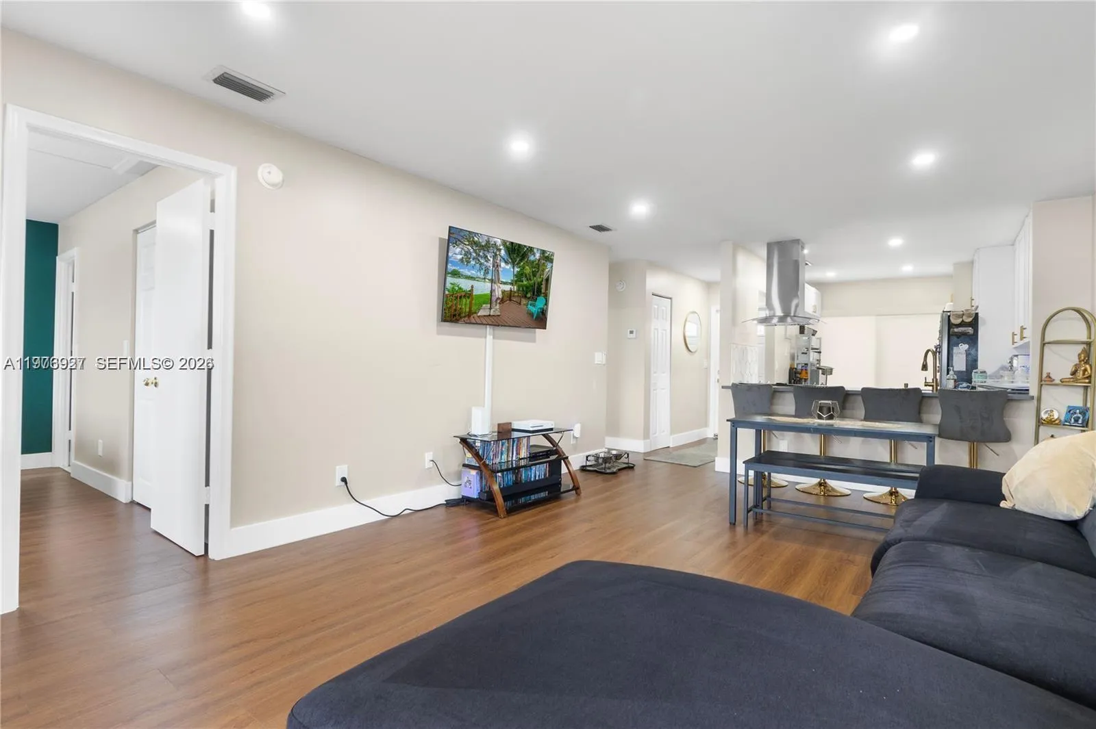796 Banks Rd 796, Coconut Creek, Florida 33063, Coconut Creek, Florida 33063, 2 Bedrooms Bedrooms, ,2 BathroomsBathrooms,Residential Lease,For Rent,796 Banks Rd 796, Coconut Creek, Florida 33063,A11976927