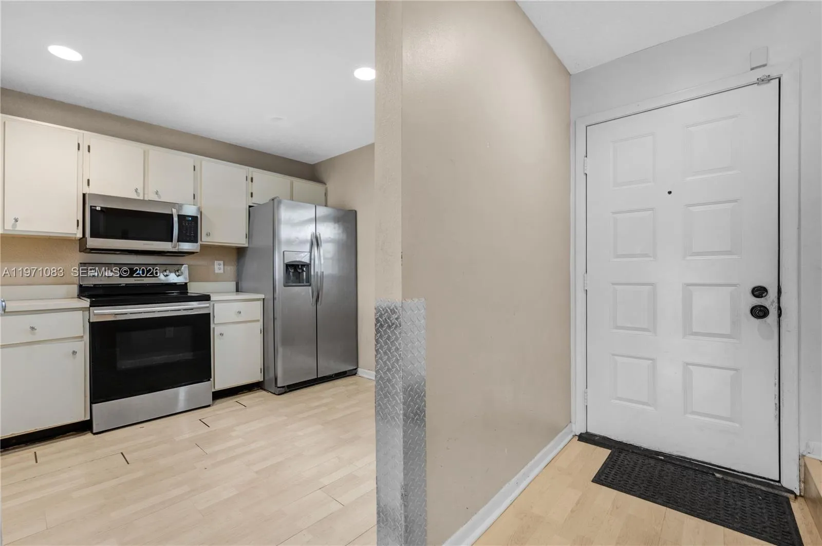 11625 Nw 11th St 11625, Pembroke Pines, Florida 33, Pembroke Pines, Florida 33026, 2 Bedrooms Bedrooms, ,2 BathroomsBathrooms,Residential,For Sale,11625 Nw 11th St 11625, Pembroke Pines, Florida 33,A11971083