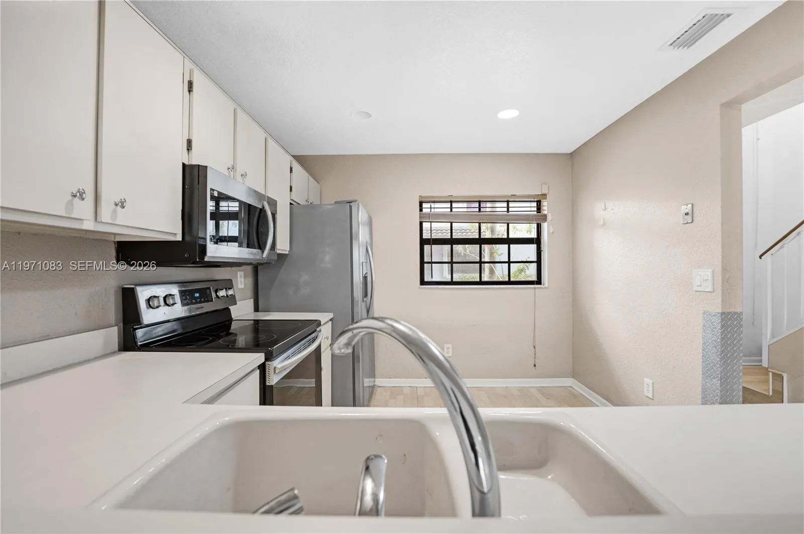 11625 Nw 11th St 11625, Pembroke Pines, Florida 33, Pembroke Pines, Florida 33026, 2 Bedrooms Bedrooms, ,2 BathroomsBathrooms,Residential,For Sale,11625 Nw 11th St 11625, Pembroke Pines, Florida 33,A11971083