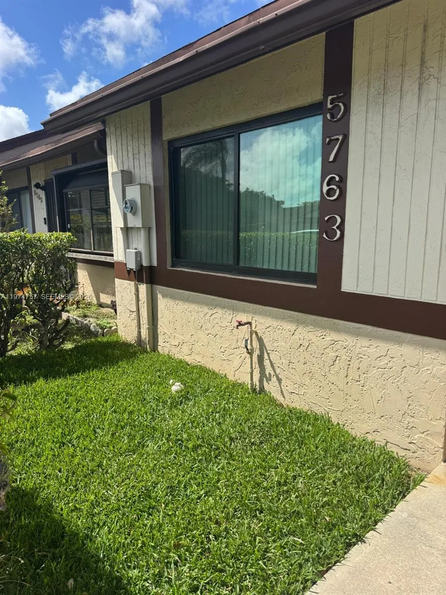 5763 Park Rd 5763, Dania Beach, Florida 33312, Dania Beach, Florida 33312, 2 Bedrooms Bedrooms, ,2 BathroomsBathrooms,Residential Lease,For Rent,5763 Park Rd 5763, Dania Beach, Florida 33312,A11974757