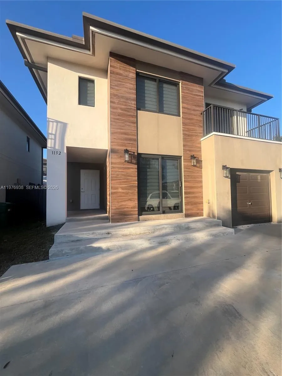 1152 Nw 2nd Ln 1154, Florida City, Florida 33034, Florida City, Florida 33034, 5 Bedrooms Bedrooms, ,4 BathroomsBathrooms,Residential Lease,For Rent,1152 Nw 2nd Ln 1154, Florida City, Florida 33034,A11976938