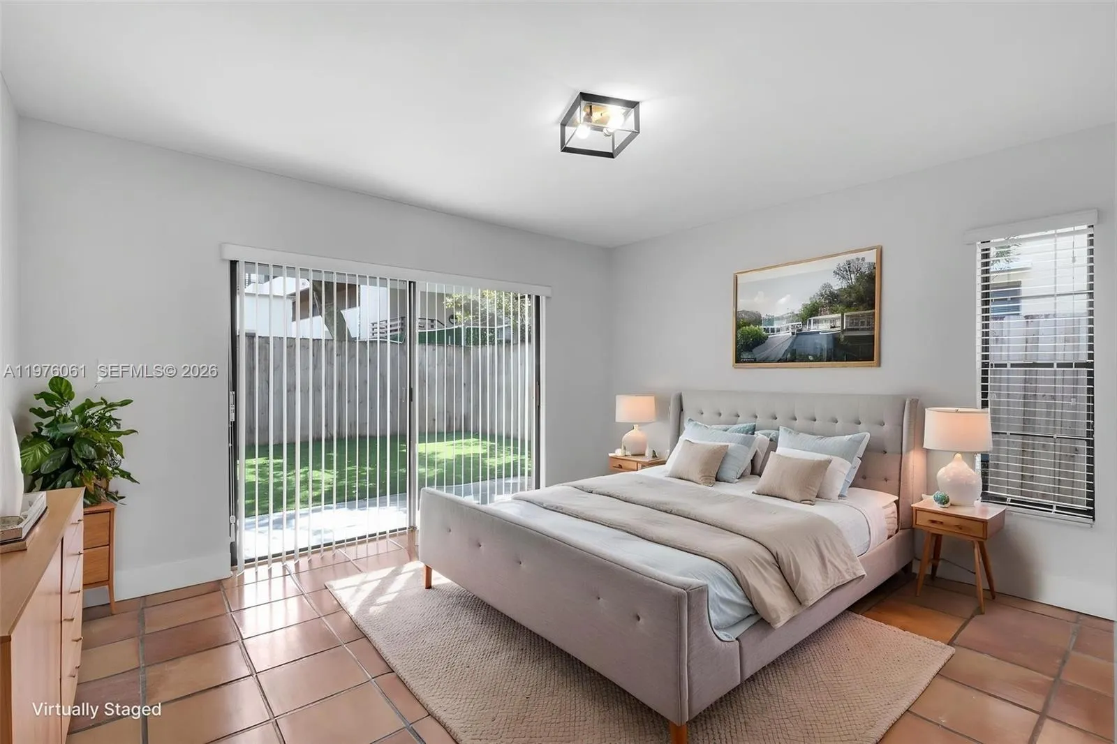 2934 W Trade Ave B, Miami, Florida 33133, Miami, Florida 33133, 2 Bedrooms Bedrooms, ,2 BathroomsBathrooms,Residential,For Sale,2934 W Trade Ave B, Miami, Florida 33133,A11976061