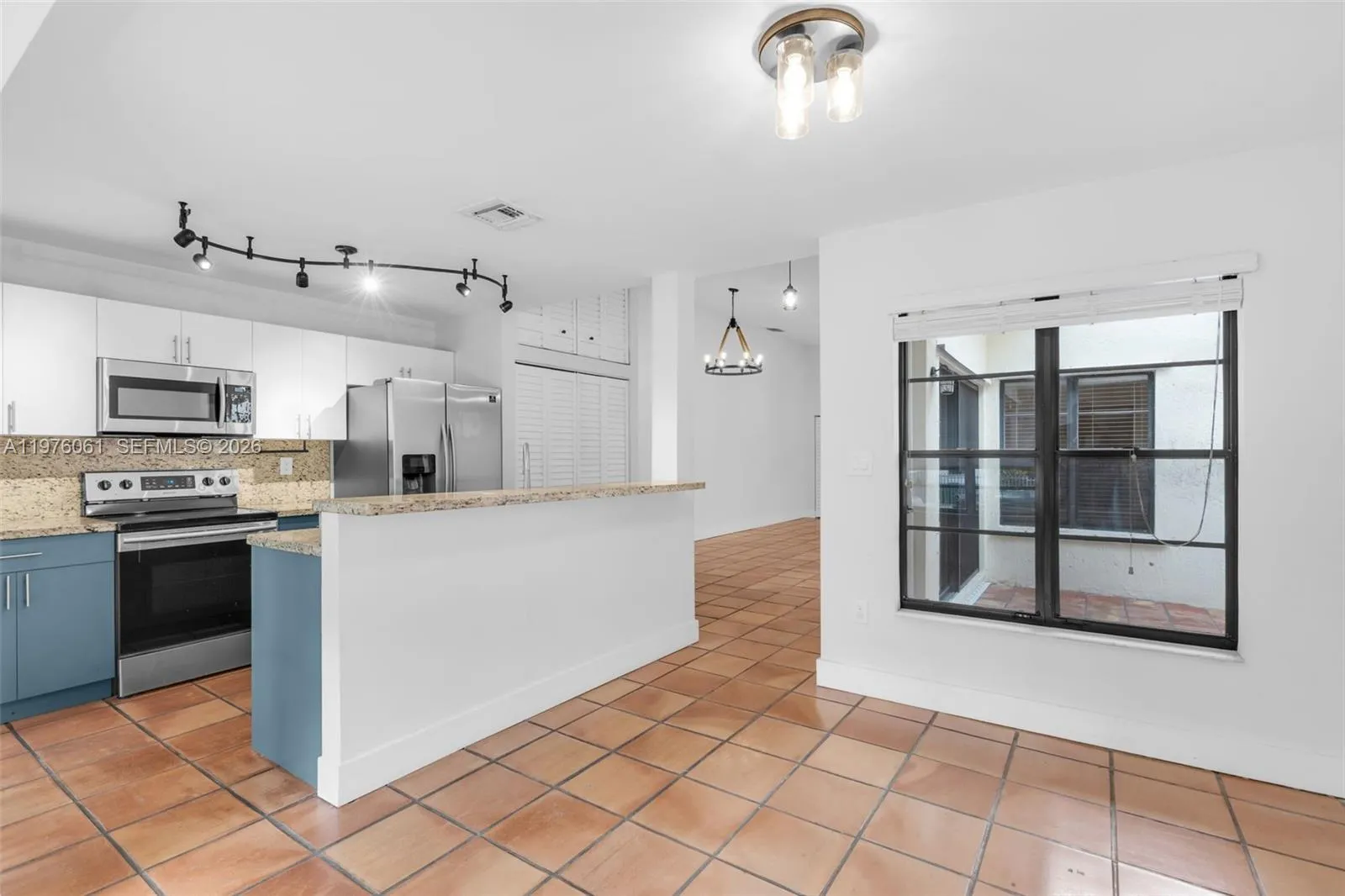 Spacious kitchen with a bar