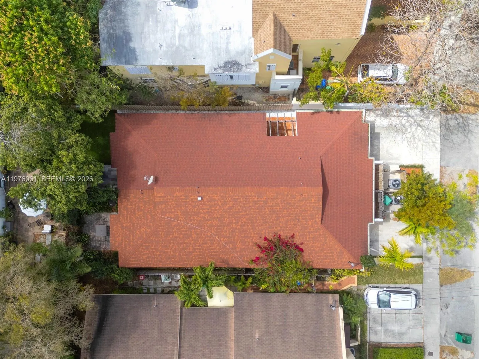 2934 W Trade Ave B, Miami, Florida 33133, Miami, Florida 33133, 2 Bedrooms Bedrooms, ,2 BathroomsBathrooms,Residential,For Sale,2934 W Trade Ave B, Miami, Florida 33133,A11976061