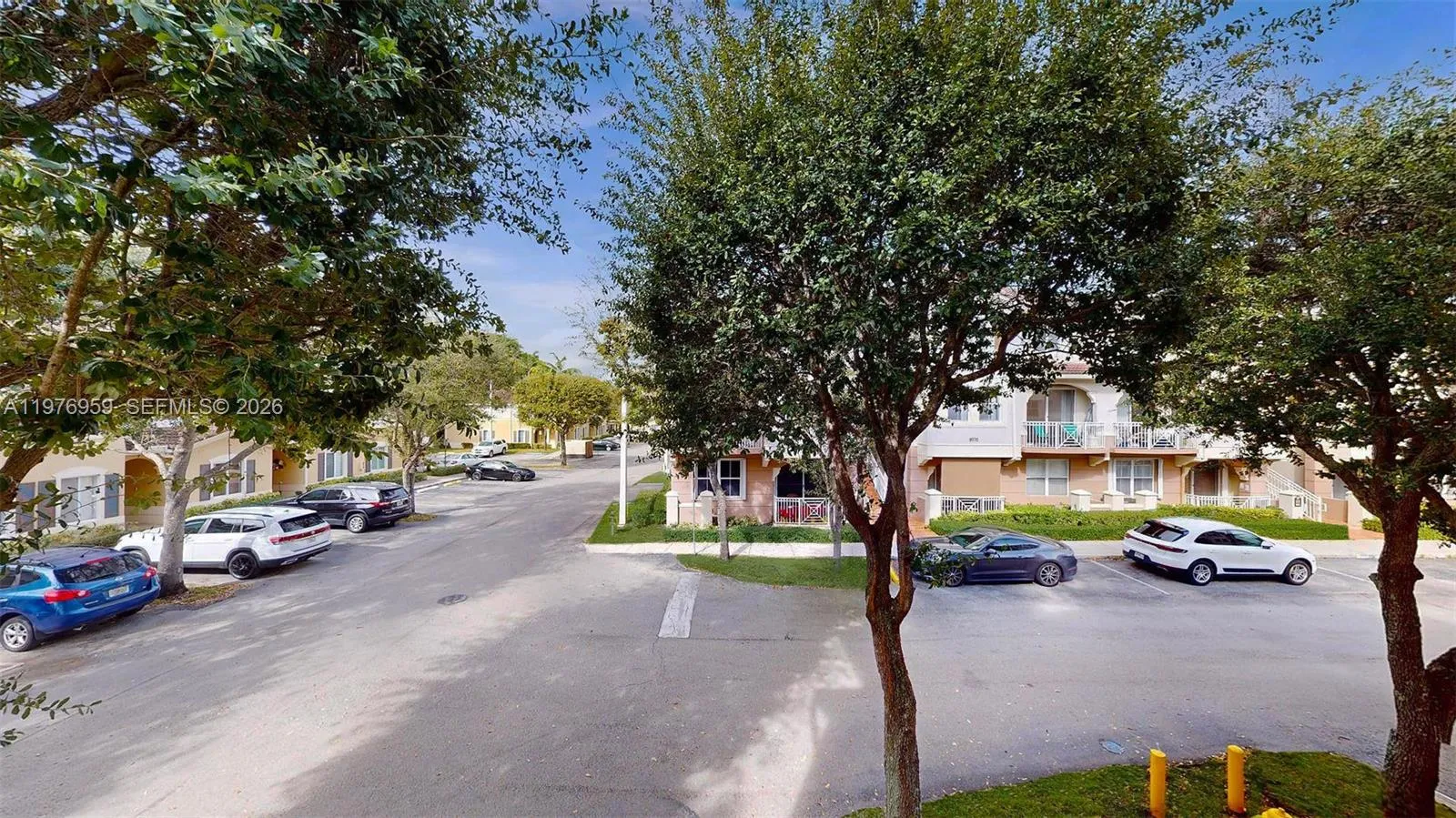 8980 W Flagler St 201, Miami, Florida 33174, Miami, Florida 33174, 3 Bedrooms Bedrooms, ,2 BathroomsBathrooms,Residential Lease,For Rent,8980 W Flagler St 201, Miami, Florida 33174,A11976959