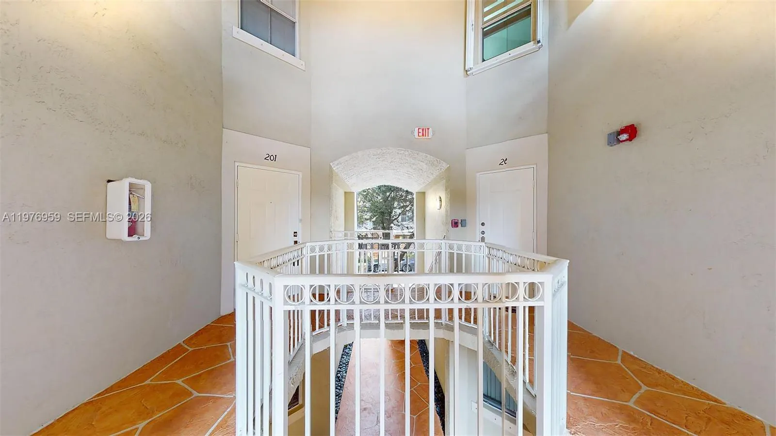 8980 W Flagler St 201, Miami, Florida 33174, Miami, Florida 33174, 3 Bedrooms Bedrooms, ,2 BathroomsBathrooms,Residential Lease,For Rent,8980 W Flagler St 201, Miami, Florida 33174,A11976959