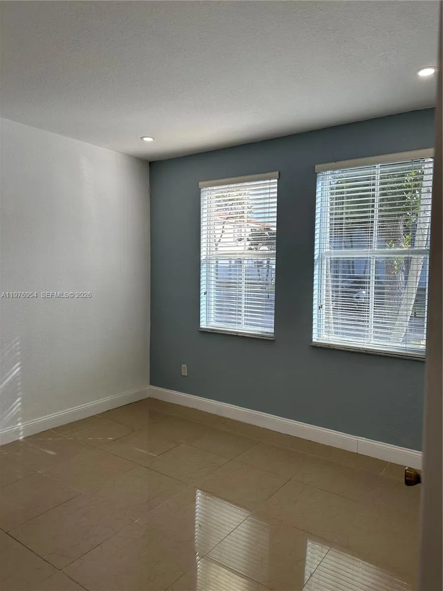 15673 Sw 39th St 235, Miramar, Florida 33027, Miramar, Florida 33027, 4 Bedrooms Bedrooms, ,3 BathroomsBathrooms,Residential Lease,For Rent,15673 Sw 39th St 235, Miramar, Florida 33027,A11976954