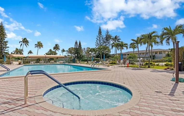 South Club pool