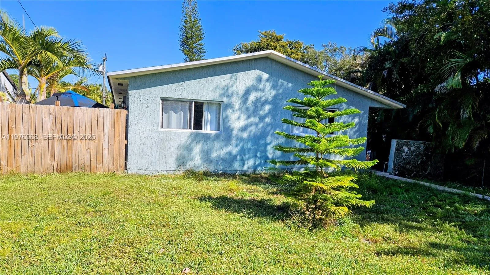 Hollywood, Florida 33020, Hollywood, Florida 33020, ,Residential Income,For Sale, Hollywood, Florida 33020,A11976968