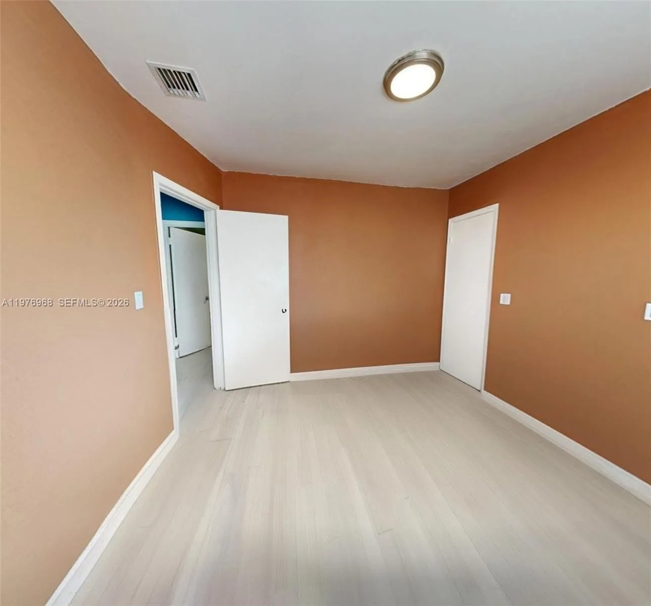 Hollywood, Florida 33020, Hollywood, Florida 33020, ,Residential Income,For Sale, Hollywood, Florida 33020,A11976968