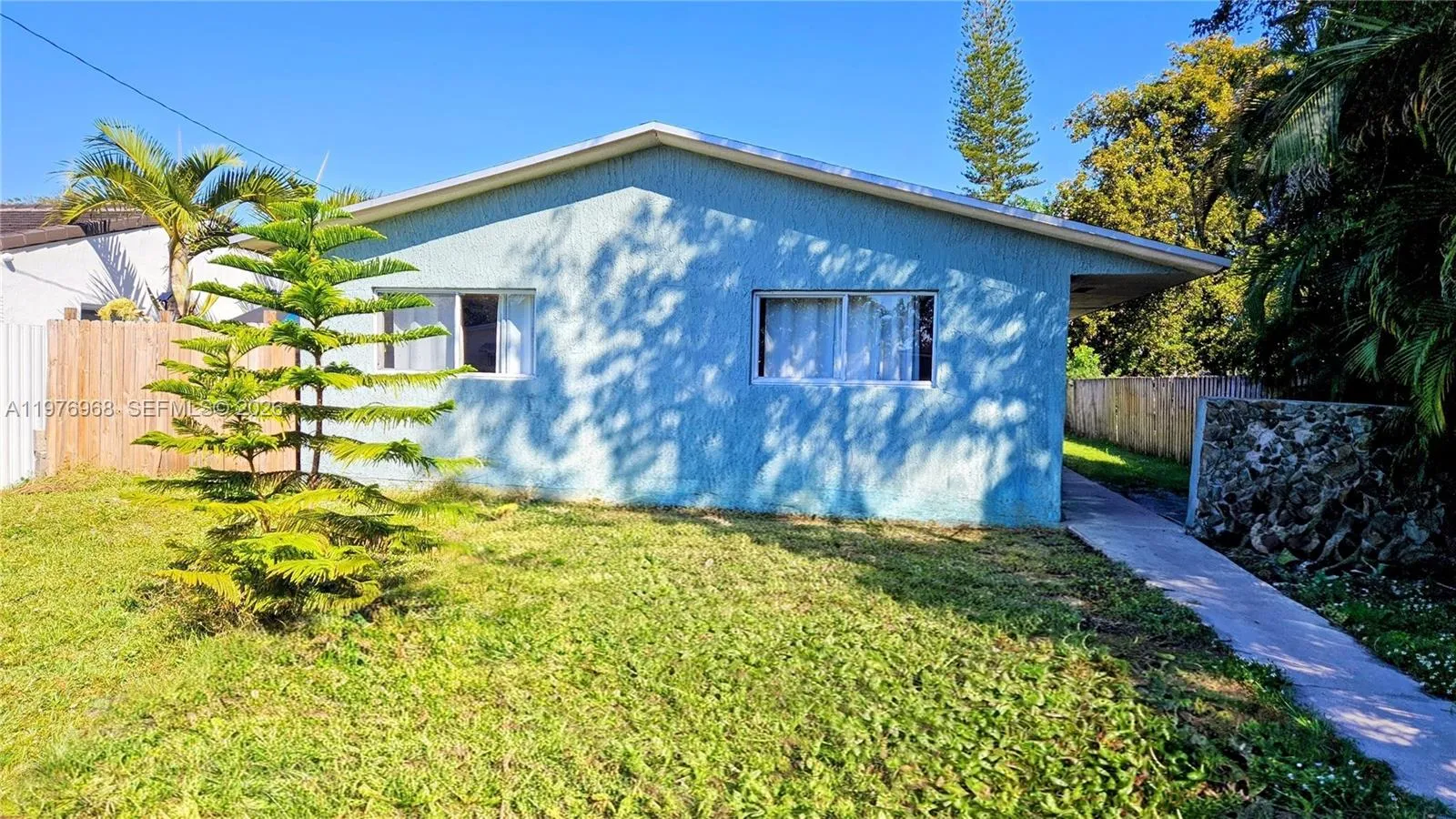 Hollywood, Florida 33020, Hollywood, Florida 33020, ,Residential Income,For Sale, Hollywood, Florida 33020,A11976968