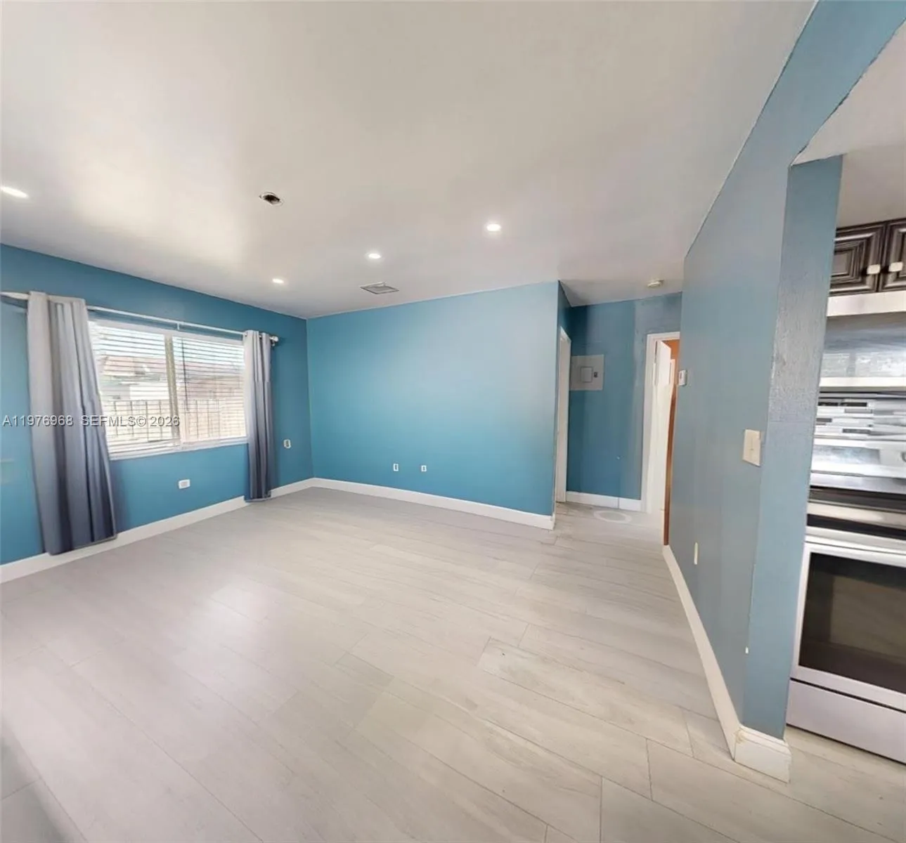 Hollywood, Florida 33020, Hollywood, Florida 33020, ,Residential Income,For Sale, Hollywood, Florida 33020,A11976968
