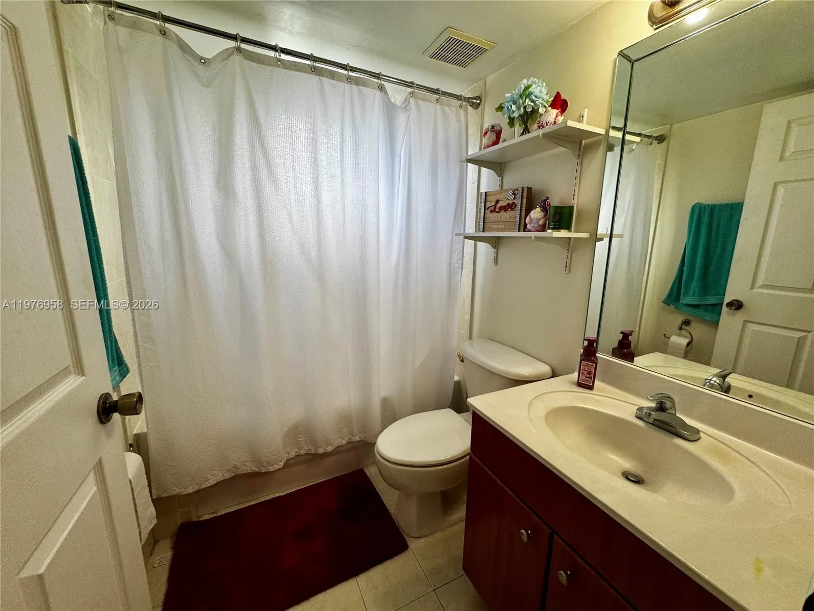 6746 Sw 115th Ct 203, Miami, Florida 33173, Miami, Florida 33173, 2 Bedrooms Bedrooms, ,2 BathroomsBathrooms,Residential Lease,For Rent,6746 Sw 115th Ct 203, Miami, Florida 33173,A11976958
