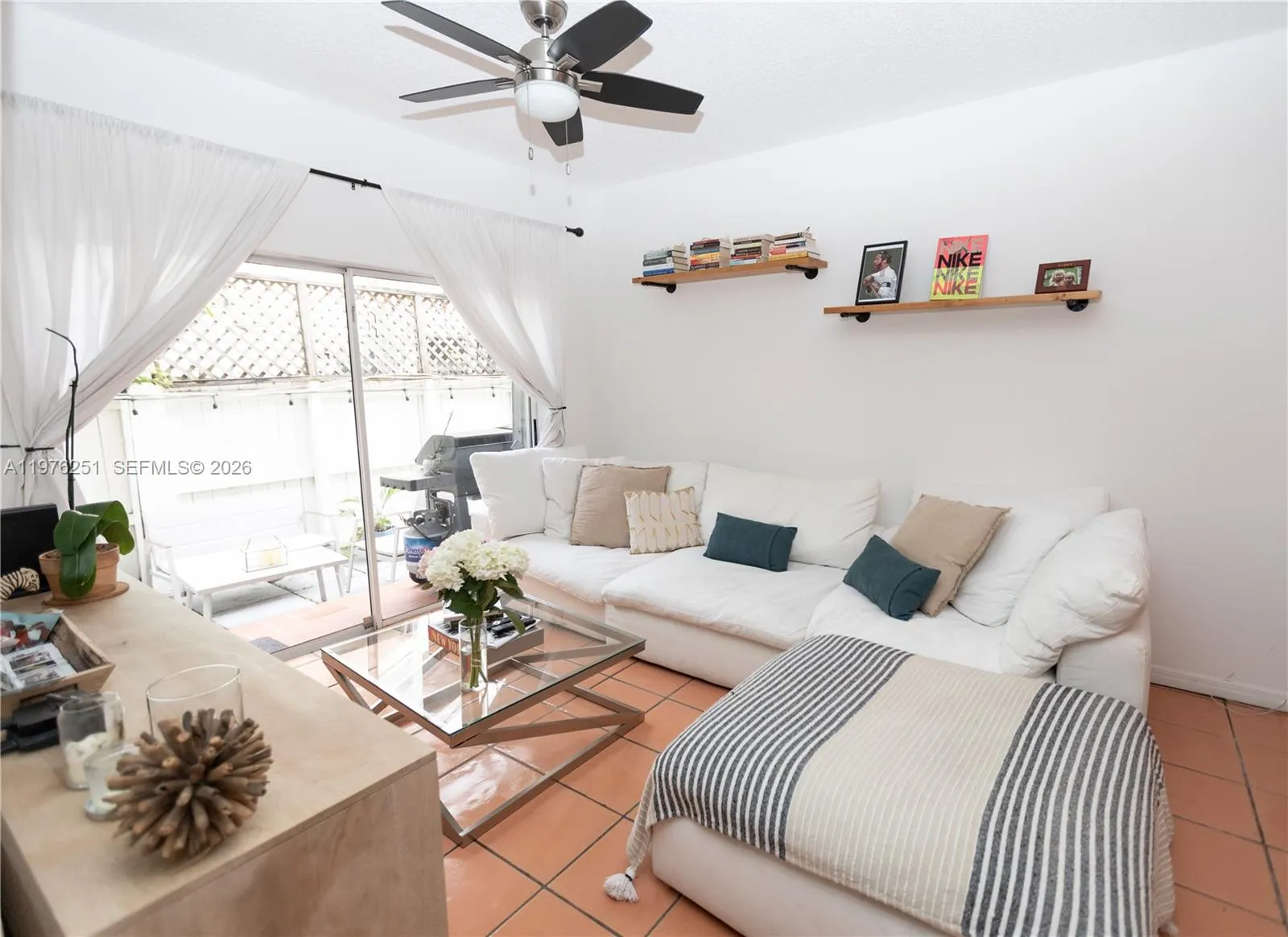 3007 Bird Ave 4, Miami, Florida 33133, Miami, Florida 33133, 1 Bedroom Bedrooms, ,1 BathroomBathrooms,Residential Lease,For Rent,3007 Bird Ave 4, Miami, Florida 33133,A11976251