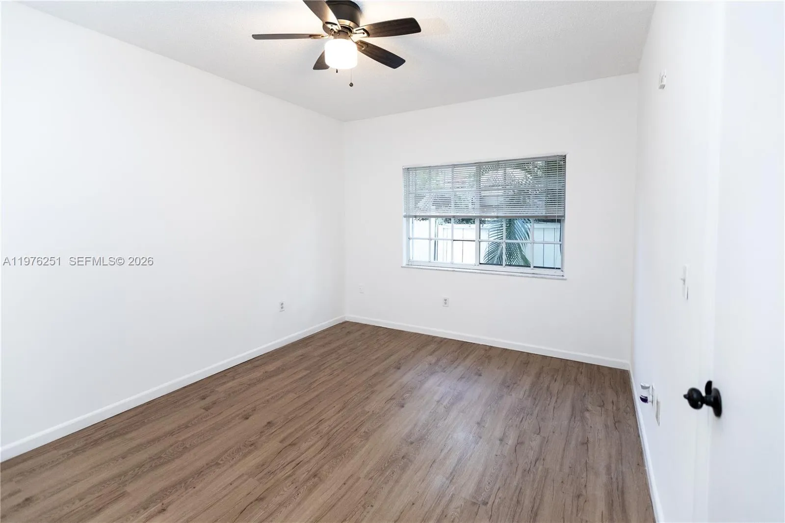 3007 Bird Ave 4, Miami, Florida 33133, Miami, Florida 33133, 1 Bedroom Bedrooms, ,1 BathroomBathrooms,Residential Lease,For Rent,3007 Bird Ave 4, Miami, Florida 33133,A11976251