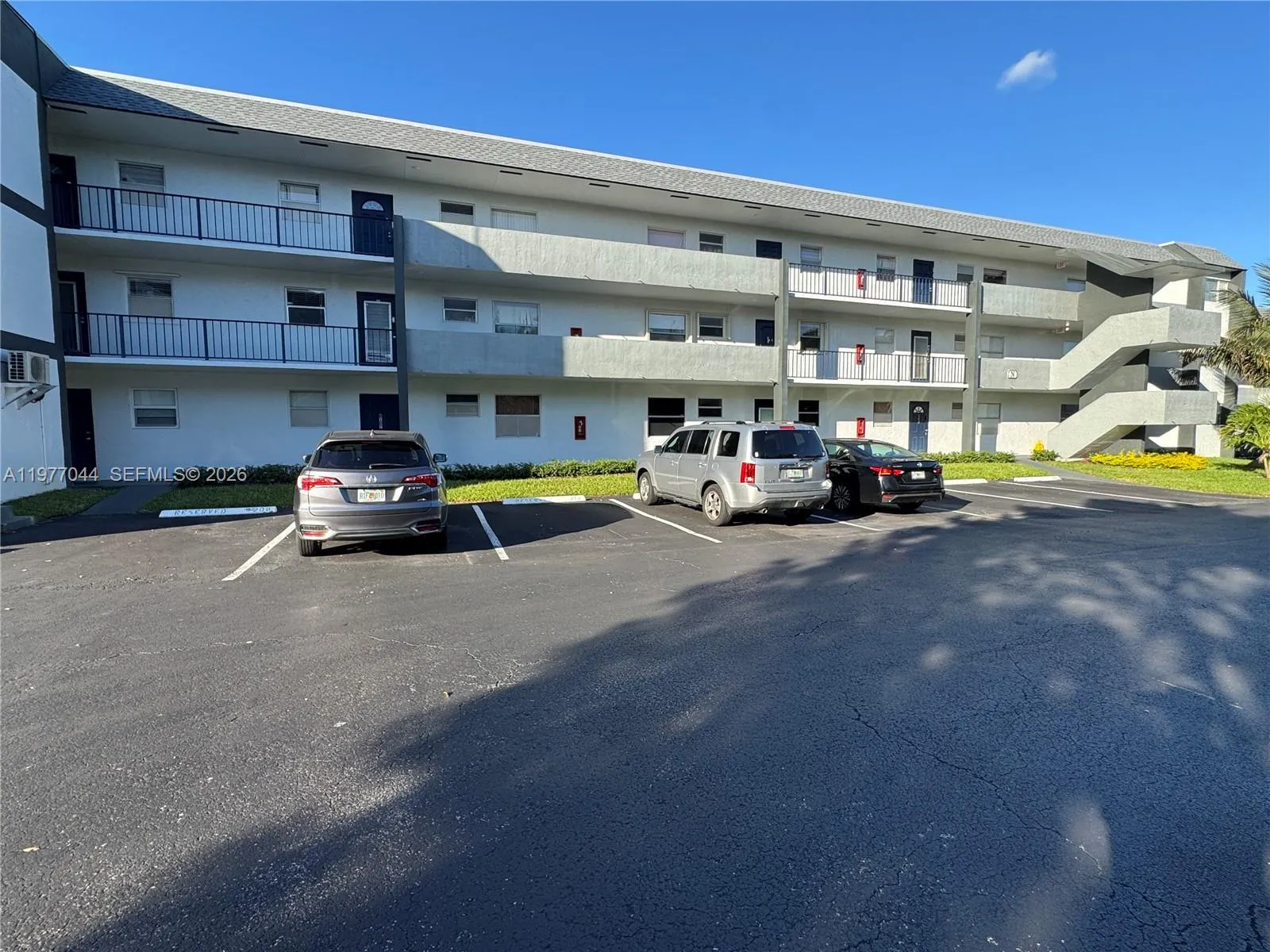 8330 Sands Point Blvd N208, Tamarac, Florida 33321, Tamarac, Florida 33321, 2 Bedrooms Bedrooms, ,2 BathroomsBathrooms,Residential,For Sale,8330 Sands Point Blvd N208, Tamarac, Florida 33321,A11977044