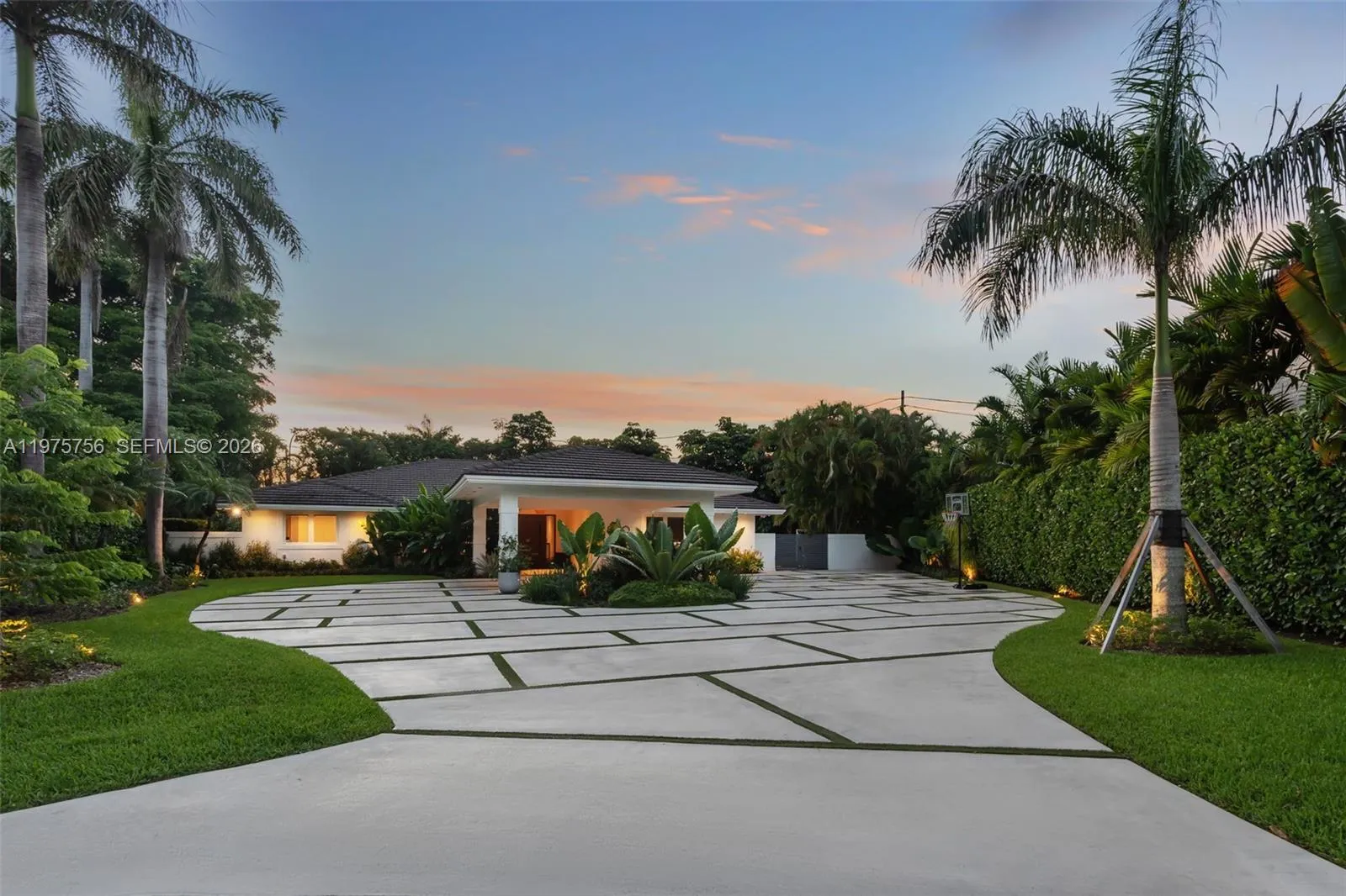 4800 Bay Point Rd, Miami, Florida 33137, Miami, Florida 33137, 4 Bedrooms Bedrooms, ,3 BathroomsBathrooms,Residential Lease,For Rent,4800 Bay Point Rd, Miami, Florida 33137,A11975756