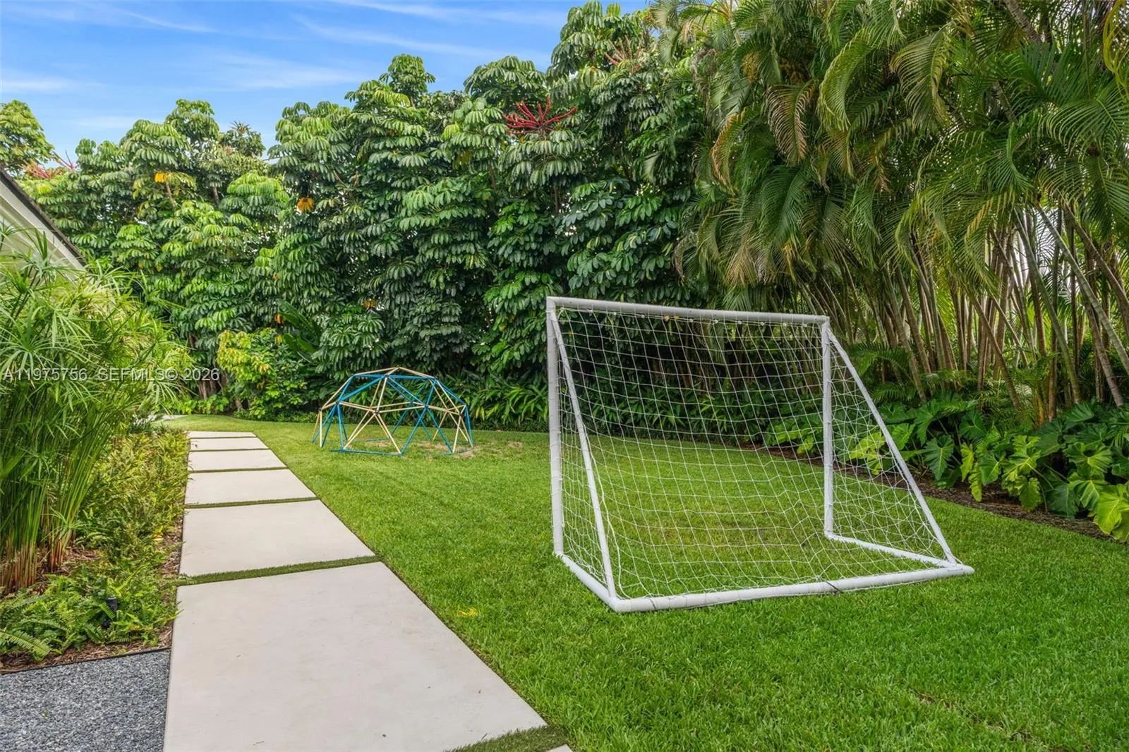 4800 Bay Point Rd, Miami, Florida 33137, Miami, Florida 33137, 4 Bedrooms Bedrooms, ,3 BathroomsBathrooms,Residential Lease,For Rent,4800 Bay Point Rd, Miami, Florida 33137,A11975756