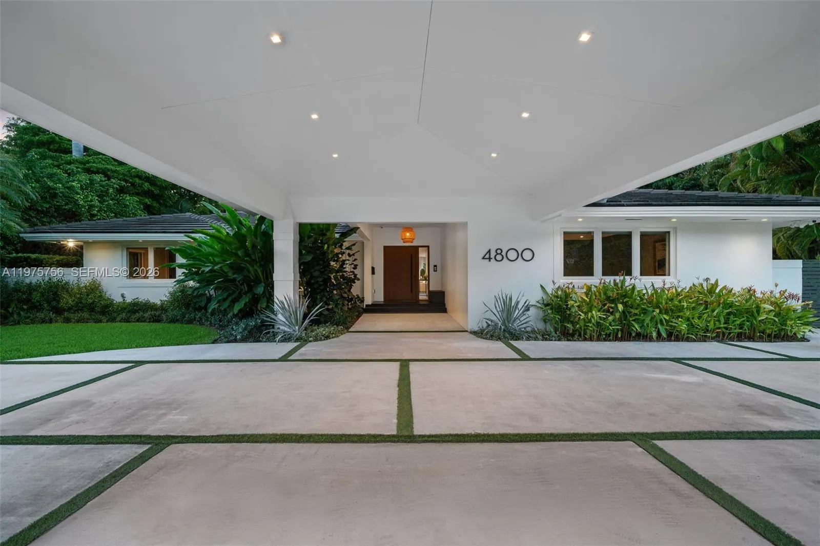 4800 Bay Point Rd, Miami, Florida 33137, Miami, Florida 33137, 4 Bedrooms Bedrooms, ,3 BathroomsBathrooms,Residential Lease,For Rent,4800 Bay Point Rd, Miami, Florida 33137,A11975756