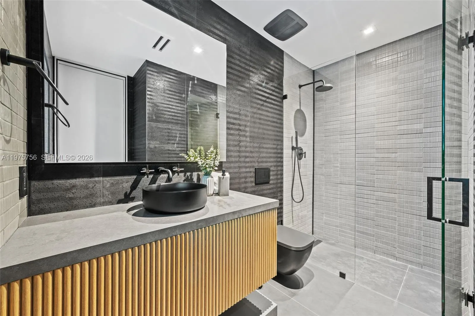 4800 Bay Point Rd, Miami, Florida 33137, Miami, Florida 33137, 4 Bedrooms Bedrooms, ,3 BathroomsBathrooms,Residential Lease,For Rent,4800 Bay Point Rd, Miami, Florida 33137,A11975756