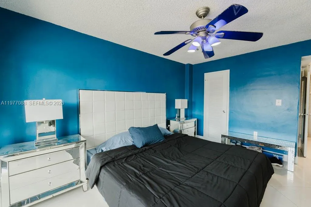 8000 Harding Ave 2b, Miami Beach, Florida 33141, Miami Beach, Florida 33141, 1 Bedroom Bedrooms, ,1 BathroomBathrooms,Residential,For Sale,8000 Harding Ave 2b, Miami Beach, Florida 33141,A11977088