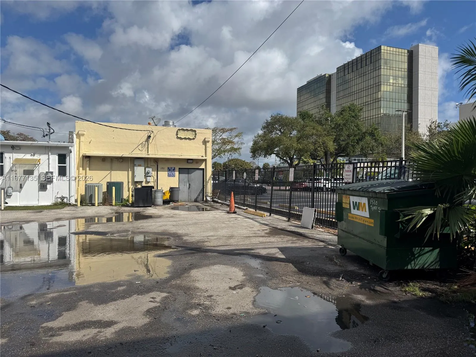 1920 Tyler St, Hollywood, Florida 33020, Hollywood, Florida 33020, ,Commercial Lease,For Rent,1920 Tyler St, Hollywood, Florida 33020,A11977135