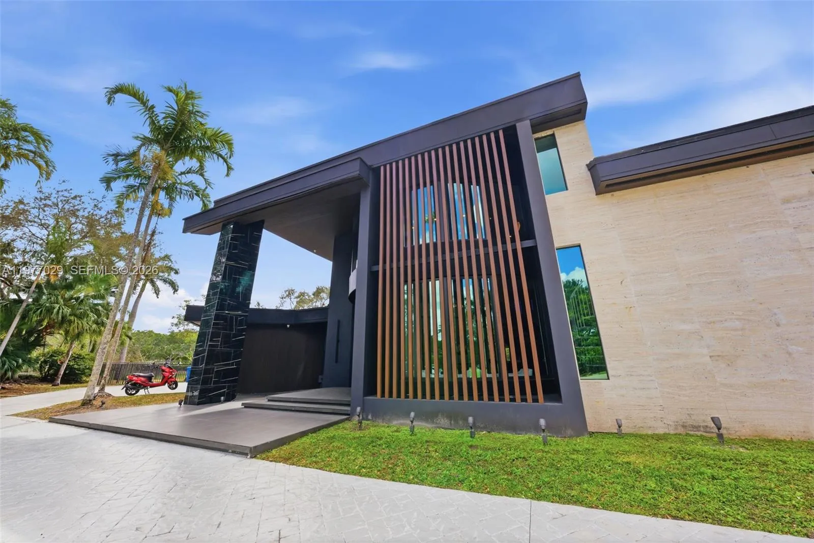 3560 Paddock Rd, Weston, Florida 33331, Weston, Florida 33331, 5 Bedrooms Bedrooms, ,6 BathroomsBathrooms,Residential,For Sale,3560 Paddock Rd, Weston, Florida 33331,A11977029