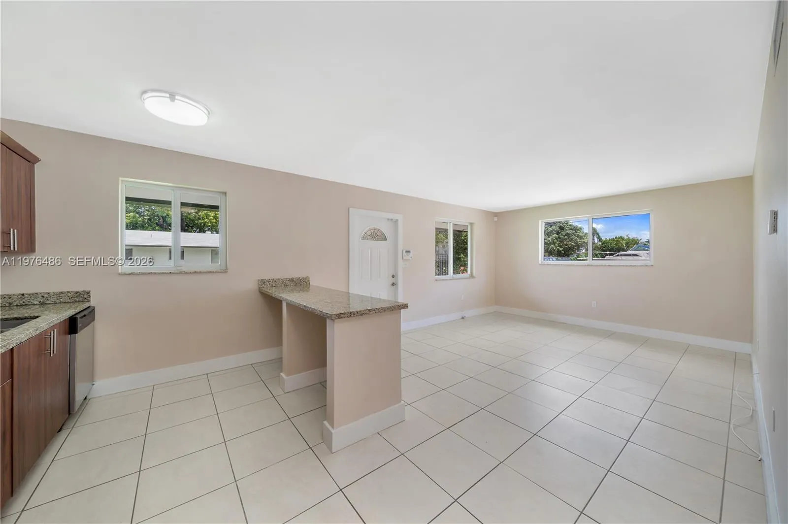 592 Ne 150th St 1, Miami, Florida 33161, Miami, Florida 33161, 1 Bedroom Bedrooms, ,1 BathroomBathrooms,Residential Lease,For Rent,592 Ne 150th St 1, Miami, Florida 33161,A11976486