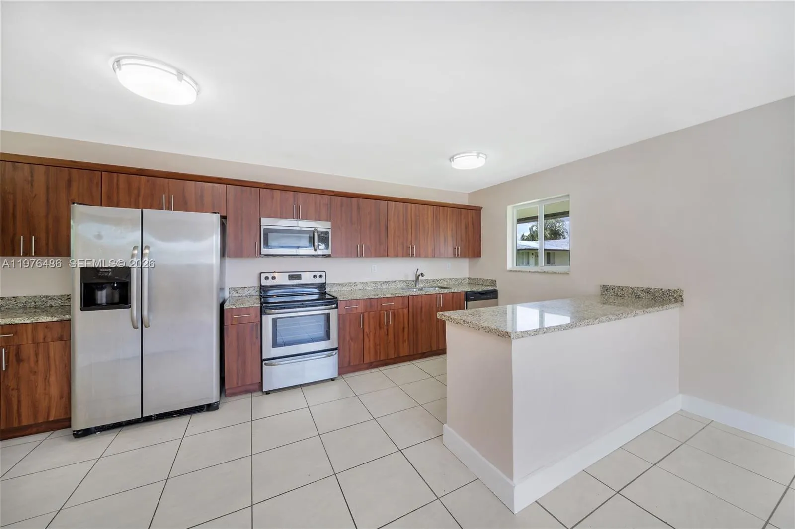 592 Ne 150th St 1, Miami, Florida 33161, Miami, Florida 33161, 1 Bedroom Bedrooms, ,1 BathroomBathrooms,Residential Lease,For Rent,592 Ne 150th St 1, Miami, Florida 33161,A11976486