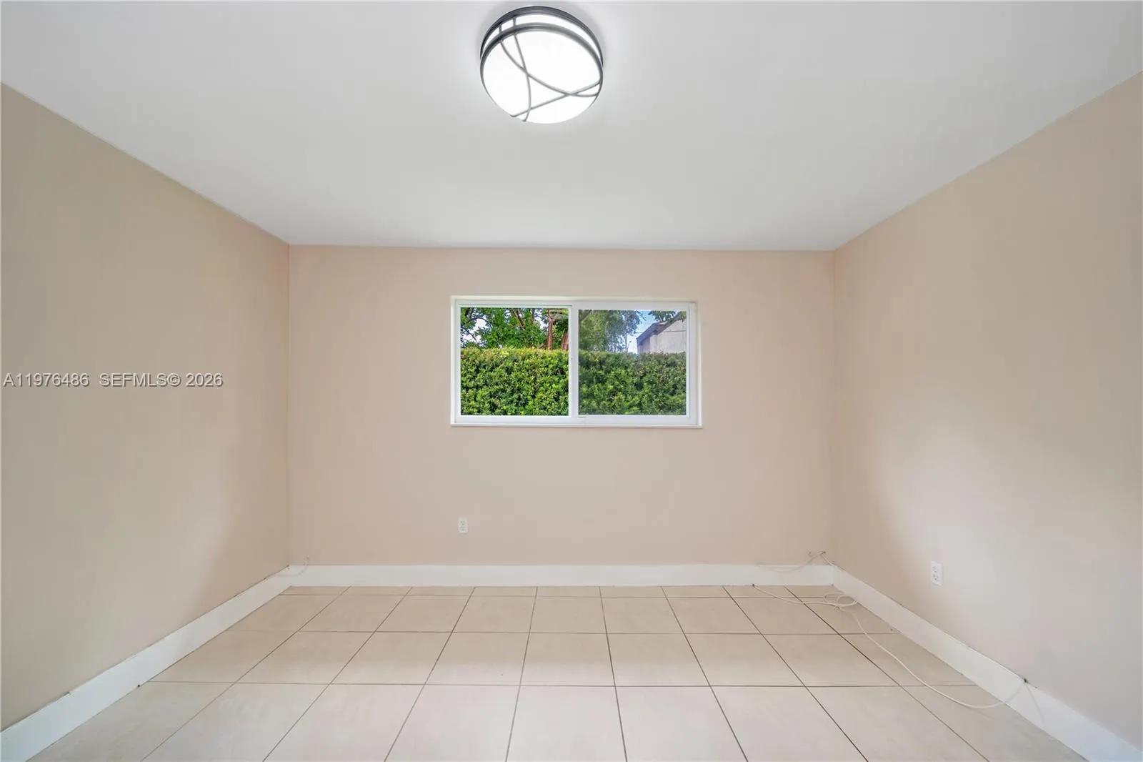 592 Ne 150th St 1, Miami, Florida 33161, Miami, Florida 33161, 1 Bedroom Bedrooms, ,1 BathroomBathrooms,Residential Lease,For Rent,592 Ne 150th St 1, Miami, Florida 33161,A11976486
