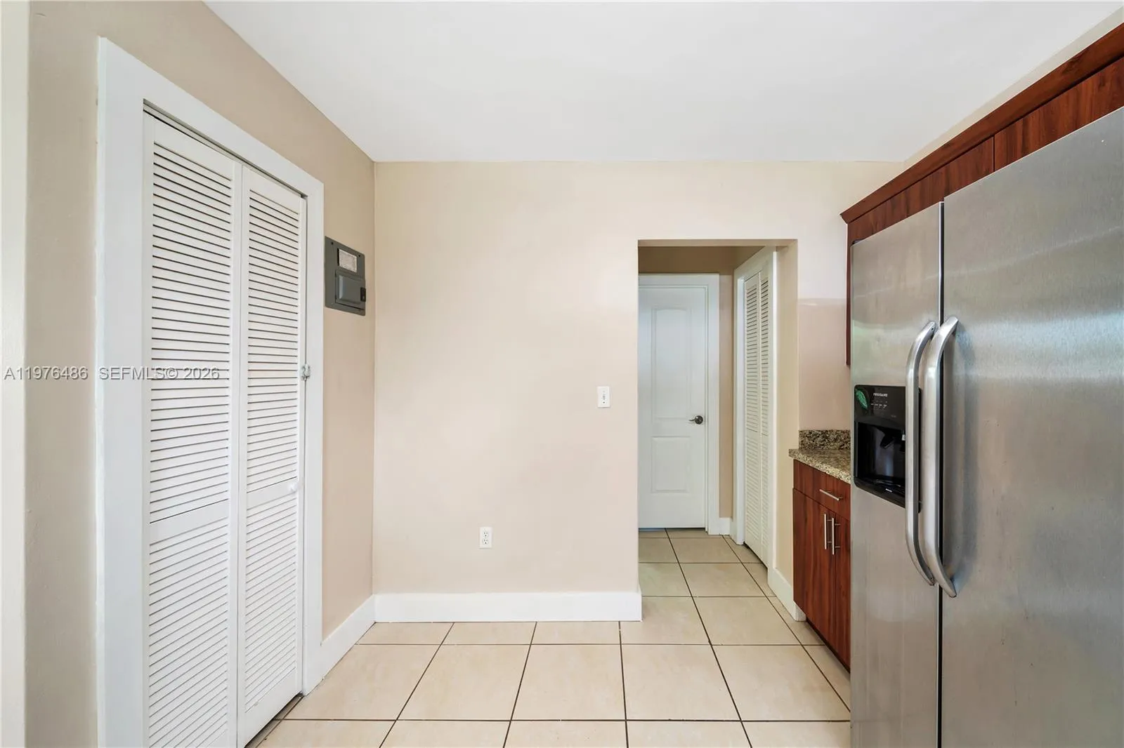 592 Ne 150th St 1, Miami, Florida 33161, Miami, Florida 33161, 1 Bedroom Bedrooms, ,1 BathroomBathrooms,Residential Lease,For Rent,592 Ne 150th St 1, Miami, Florida 33161,A11976486